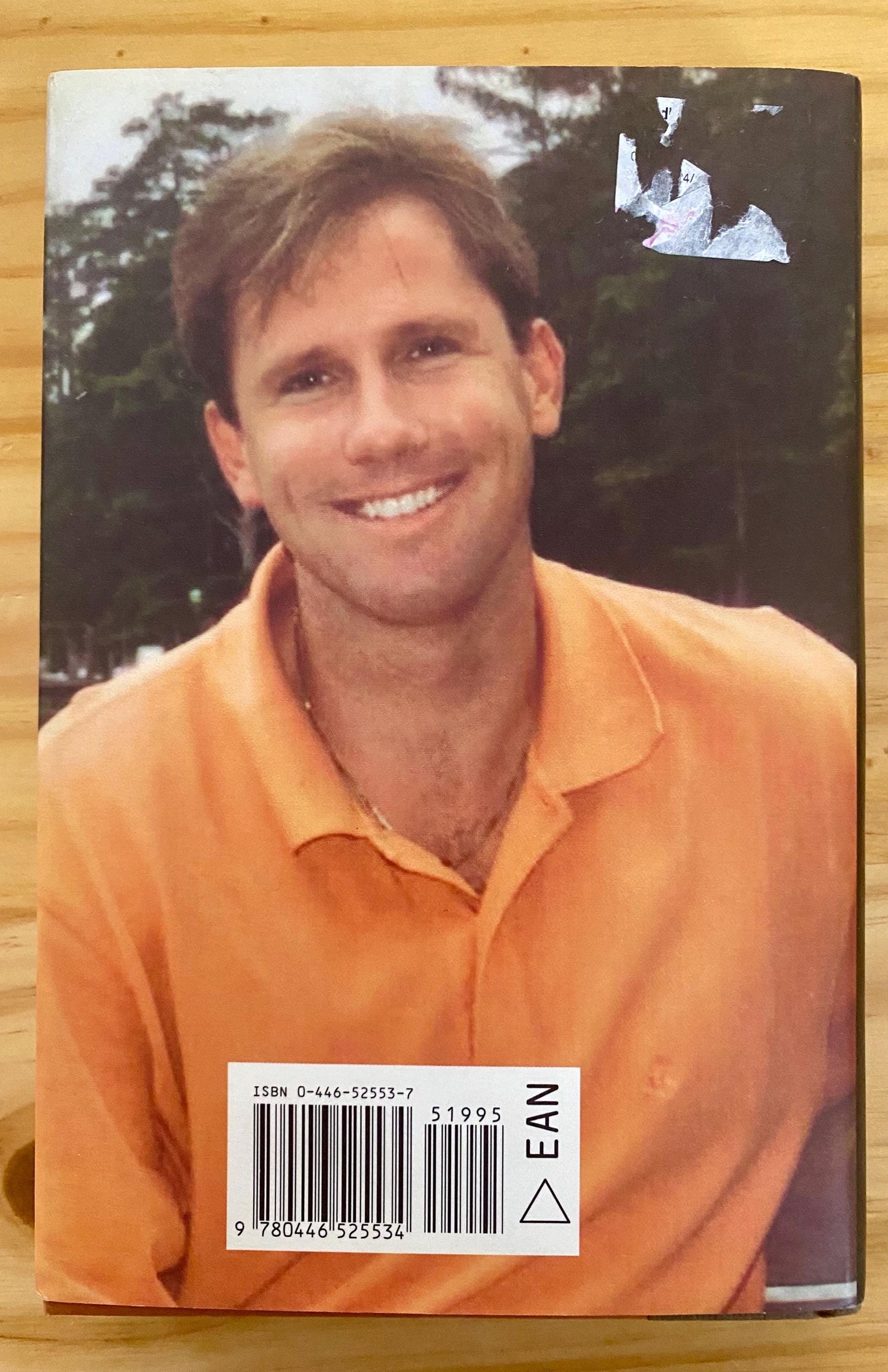 A WALK TO REMEMBER By: Nicholas Sparks (HCDJ, 1999)