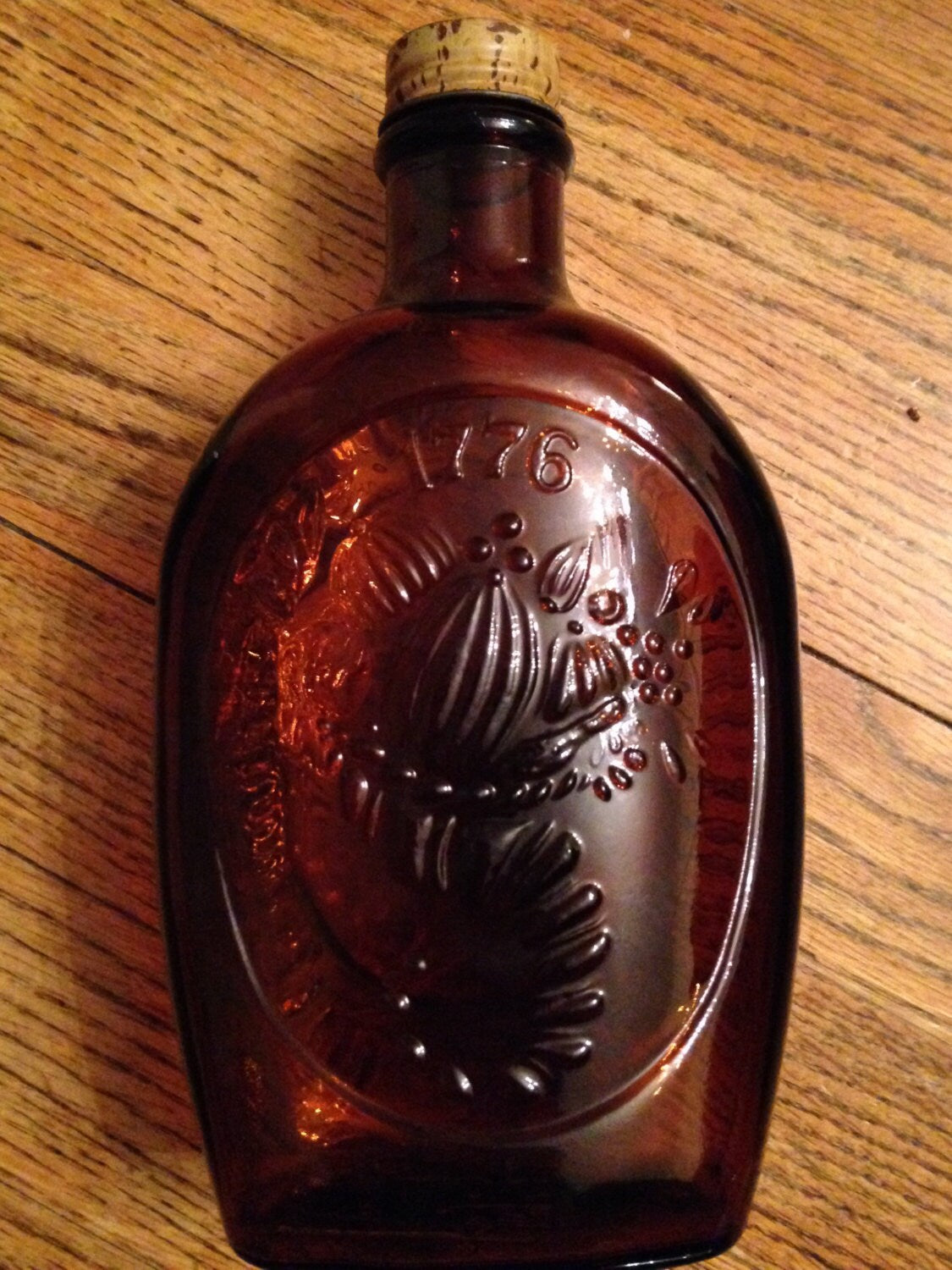 Bicentennial LOG CABIN SYRUP Bottle